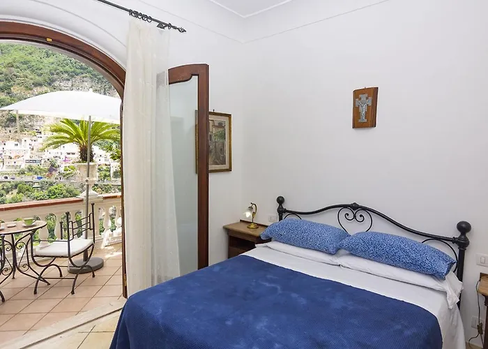 Bb Bed & Breakfast 2*