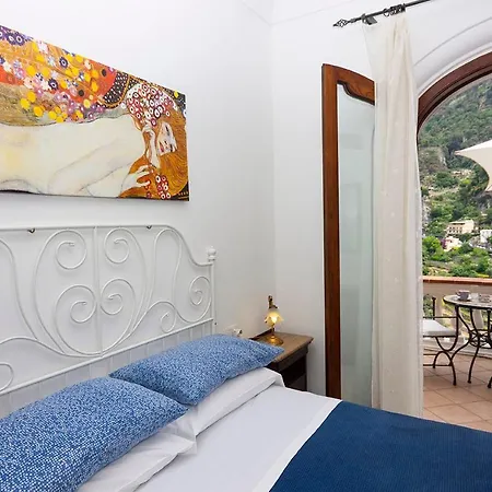 Bb 2* Positano